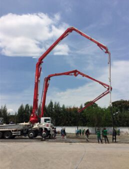 1. PB173Z.SP2509 combine the functions of pump and boom in one machine, which achieve the delivery and pouring of concrete to the building. It is easy to operate BC30DZ3 in a low cost of use. 2. PB173Z.SP2509 can be operated by one operator and the movement of boom can be controlled in use of wireless remote control which may save labor and easy to operate.  3. Optimized arc-shaped hopper make a high inhalation rate. 4. Boom is slewed in tower rotation by hydraulic drive with 360°. Concrete Factory, Concrete Mixers, Concrete Art, Concrete Countertops, Low Cost, Labor, Electronic Components, Remote Control, Tower