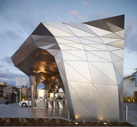 First LEED certified gas station - Helios House by Office dA #architecture Station Service, Gas Stations, Amazing Buildings, Unique Architecture, Frank Lloyd, Lloyd Wright, Green Energy, Built Environment, Beautiful Architecture