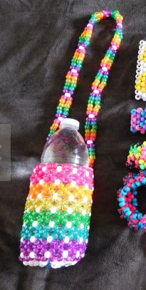 Water Bottle Holder Scene Kid Fashion, Kandi Cuff Patterns, Kandi Inspo, Diy Kandi Bracelets, Makeup Kit For Kids, Pony Bead Bracelets, Diy Kandi, Rave Babe, Kandi Kid