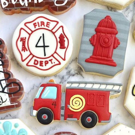 Jenny Evans on Instagram: "Firefighter birthday cookies for Mr. Connor!! 🚒🔥🧑🏻‍🚒 . Inspiration from - @cookietherapy18 (water hose) @thesweetpeacookieco (helmet) @sweetislandcookieco (hydrant) . . . #firefightercookies #firemancookies #firefighterbirthday #firetruckcookies #birthdaycookies #decoratedsugarcookies #decoratedcookies #customcookies #edibleart #cookieart #cookieartist" Firehouse Cookies Decorated, Firefighter Cookies Decorated, Firefighter Cookies, Fire Hydrant Cookies, Firefighter Cookie, Truck Cookies, Girl Firefighter, Firefighter Birthday, Crazy Cookies