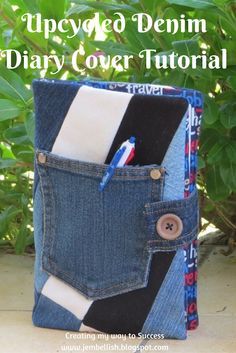 Upcycled Denim Diary Cover Tutorial by Creating my way to Success. Denim Book Cover Diy Old Jeans, Diary Cover Design, Upcycle Denim, Recycled Denim Bags, Handmade Diary, Diary Cover, Diy Diary, Diary Diy, Fabric Book Covers