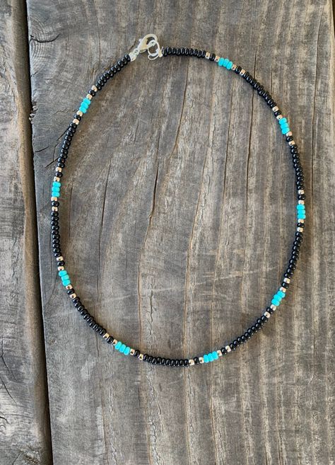 Hand Beaded Western Choker Navajo Necklace Indian Jewelry, Western Homemade Jewelry, Native American Beaded Choker, Glass Bead Choker, Western Bead Bracelet Ideas, Homemade Western Jewelry, Beaded Western Necklace, Western Jewelry Ideas, Beaded Choker Ideas