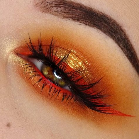 Amanda Clark, Fire Makeup, Scene Makeup, Orange Makeup, Halloween Makeup Inspiration, Fall Makeup Looks, Eye Makeup Pictures, Makeup Eye Looks, Creative Eye Makeup