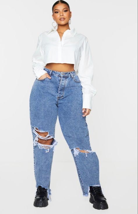 White Cropped Shirt Outfit, Jeans And Crop Top Outfit, Cropped Shirt Outfit, Plus Size Mom Jeans, Kylie Jenner Outfits Casual, White Shirt Outfits, Fancy Shirt, Chic Vibes, Casual Outfit Inspiration