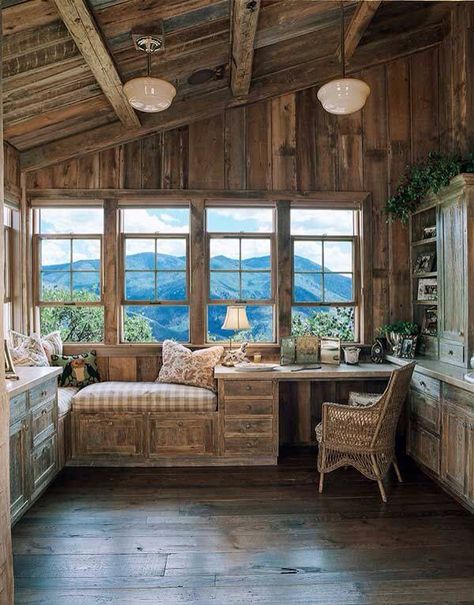 Nice space Western Ideas, Mountain Ranch, Casa Country, Cabin Living, Luxury Amenities, Barn Homes, Design Living Room, Dream Rooms, Window Seat