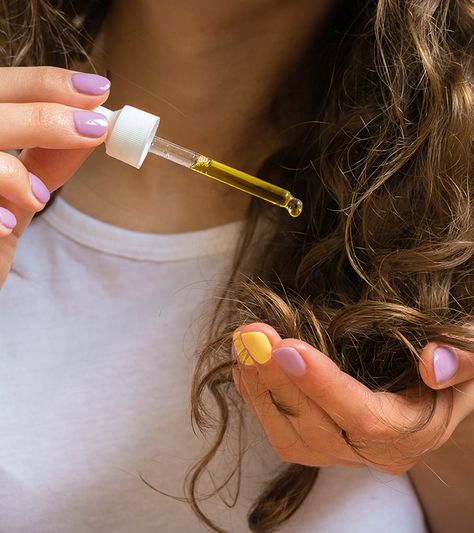 7 Essential Oils And Their Health Benefits While Breastfeeding Speed Hair Growth, Best Hair Oil, Essential Oils For Hair, Hair Growth Serum, Brittle Hair, Best Oils, Hair Problems, Hair Growth Oil, Hair Serum