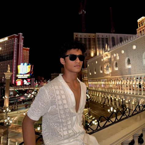 let's catch up #lasvegas #vegas #lights #nightlife #explore #fyp Las Vegas Theme Party Outfit Men, Las Vegas Men Outfit, Mens Nightclub Outfit, Las Vegas Outfit Men, Outfits Nightclub, Vegas Theme Party, Vegas Lights, Las Vegas Outfit, Boys Formal