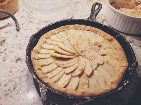 Tahitian Squash and Drunken Apple Pie — of the dirt Whole Wheat Pie Crust, Fire Flies, Pink Lady Apples, Traditional Pumpkin, Fried Catfish, Pie Pan, Spiced Rum, Plain Greek Yogurt, Apple Slices