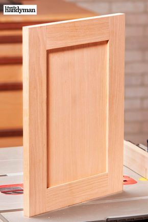 Quick and Easy DIY Shaker Cabinet Doors Kit Hen Cabinets Ideas Modern, Make Cabinet Doors, Shaker Furniture Plans, Making Cabinet Doors, Diy Shaker Cabinet Doors, Diy Shaker Cabinets, Refurbished Furniture Diy, Building Kitchen, Shaker Cabinet Doors