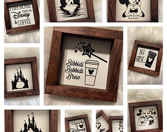 Mickey Mouse Bathroom, Disney House Ideas, Disney Bathroom, Disney Room Decor, Disney Sign, Disney Silhouettes, Disney Rooms, Disney Kitchen, Disney Wall