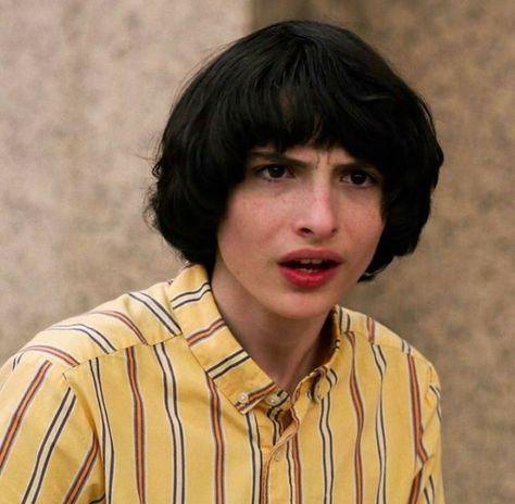 Stranger Things Three - Mike Wheeler on We Heart It Season 3 Mike Wheeler, Mike Wheeler Season 3 Icons, Mike Season 3, Mike Wheeler Icons, Mike Stranger Things, Michael Wheeler, Favorite Tv Characters, Mike Wheeler, Stranger Things Mike