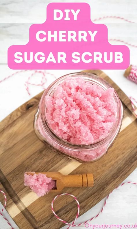 Cranberry Sugar Scrub, Sugar Body Scrub Diy, Sugar Hand Scrub, Vanilla Scrub, Coffee Scrub Recipe, Sugar Scrub Homemade Recipe, Cherry Theme, Scrub Recipe Diy, Easy Sugar Scrub