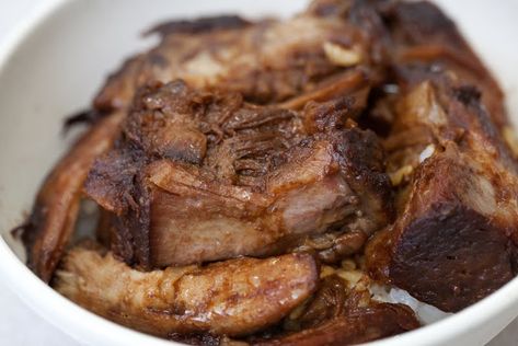 Shoyu Pork, Pasteles Recipe, Miso Pork, Local Recipes, Pork Adobo, Hawaiian Recipes, Hawaiian Dishes, Asian Pork, Loin Chops