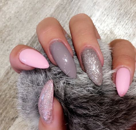 Pink grey & glitter nails Gel Nails French, Grey Nails, Nails Valentines, Hot Pink Nails, New Nail Designs, Nails Today, Stiletto Nails Designs, Gray Nails, Red Nail Designs