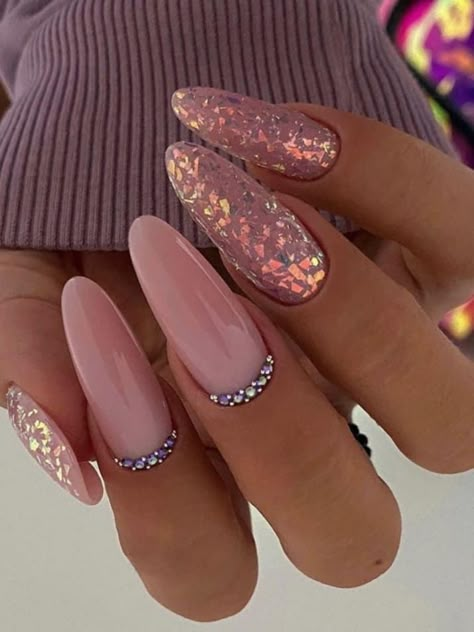 Long, light pink and glitz nails Hot Pink Nail Art Designs Glitter, Hot Nails 2023, Pink Nails Glam, Pink Glam Nails, Shimmery Nails, 2023 Nails, Pink Glitter Nails, Light Pink Nails, Hot Pink Nails