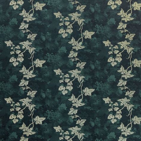 Barneby Gates - Ivy - deep green - 5 Ivy Wallpaper, Green Ivy, Witchy Wallpaper, Fall Bedroom, Wall Trim, Poppy Field, Wallpaper Direct, Paper Wallpaper, You Are The World