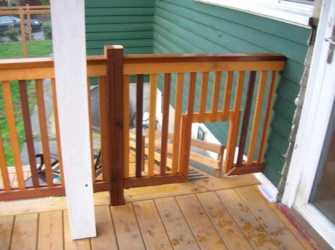 Dog ramp entrance off of deck Dog Ramp For Stairs, Backyard Dog Area, Pet Ramp, Dog Yard, Pet Resort, Dog Ramp, Dog Area, Deck Designs Backyard, Deck Stairs