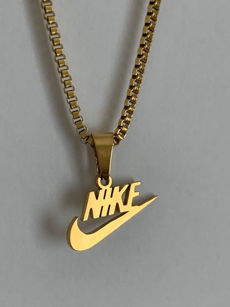 Nike Necklace, Basketball Necklace, Grunge Jewelry, Moon And Star Ring, Cute Nike Outfits, Pretty Jewelry Necklaces, Nike Gold, Basic Jewelry, Bangles Jewelry Designs