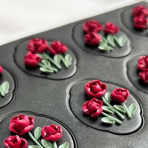 Lizbeth 🌸| POLYMER CLAY EARRINGS on Instagram: "Roses on black! 🥰🌹 • Launching Sunday, January 14 @ 6PM PST! 🤍 • • • #valentines #valentineearrings #handmadeearrings #giftsforher #earringsforsale #floralearrings #pinkearrings #handmadeearringsforsale #shopsmallbiz #galentinesday" Rose Polymer Clay Earrings, Black Valentines, Clay Embroidery, Instagram Roses, Polymer Clay Flower Jewelry, Polymer Clay Jewelry Tutorials, Poly Clay, Polymer Clay Diy, Clay Jewellery