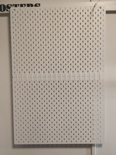 IKEA Skadis Peg board snap fit connector (V2 Updated) by FishSoup25 - Thingiverse Skadis Pegboard, Pegboard Wall, Ikea Skadis, Peg Board, Power Strip, 3d Printing, Wall Mount, Wall, Design