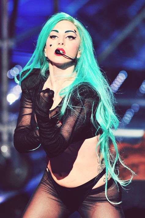 Lady Gaga Lady Gaga Hair, Sin City 2, Lady Gaga Photos, Lady Gaga Pictures, Oh My Goddess, Teal Hair, Mother Monster, Born This Way, The Loud House