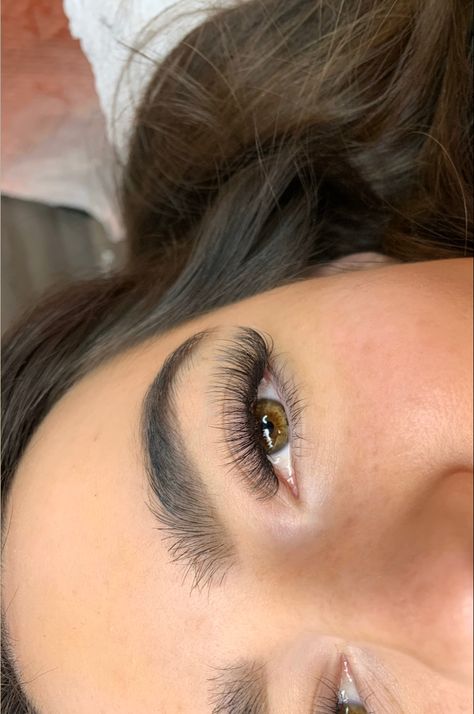 Hybrid Lashes, Eyelash Extensions Classic, Types Of Eyelash Extensions, Natural Fake Eyelashes, Lashes Fake Eyelashes, Natural Eyelash Extensions, Eyelash Extensions Styles, Perfect Eyelashes, Beauty Lash