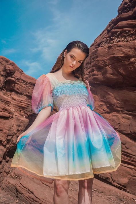 Assemble yourself. One-sided printing. But nice Glitter Photo Shoots, Rainbow Dresses, Luxury Vibes, Daphne Dress, Glitter Photo, Theme Dress, Rainbow Dress, Puff Sleeve Dress, Soft Tulle