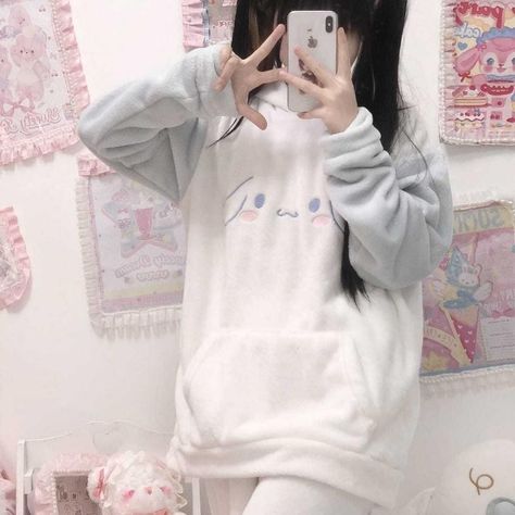 cinnamoroll sweater hoodie sanrio uzzlang blue white icon pfp soft aesthetic cute kawaii Cinnomanroll Sanrio, Pfp Soft Aesthetic, Sanrio Sweater, Cinnamoroll Hoodie, Sanrio Hoodie, Soft Aesthetic, Aesthetic Cute, Icon Pfp, Sweater Hoodie