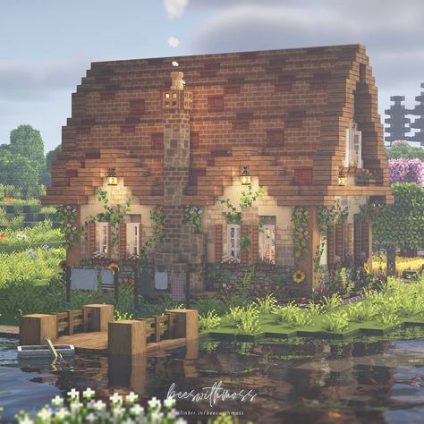 Cute Minecraft Cottage, Farmhouse Minecraft, Minecraft Aesthetics, Minecraft Cottagecore, Minecraft Kingdom, Cottage Minecraft, Cottagecore Minecraft, Mc Builds, Minecraft Aesthetic