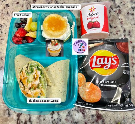 Homemade School Lunches, Caesar Wrap, Lunch Box Meals, Kids Lunch Box Meals, School Lunch Ideas For Kids, Chicken Caesar Wrap, Lunch For School, Easy School Lunches, Back To School Lunch Ideas