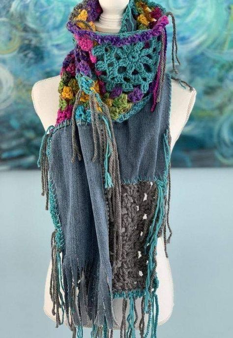 Scarf Repurpose, Hippie Scarf, Boho Crochet Patterns, Hantverk Diy, Denim Fringe, Boho Knit, Crocheted Scarf, Gilet Crochet, Hippie Crochet