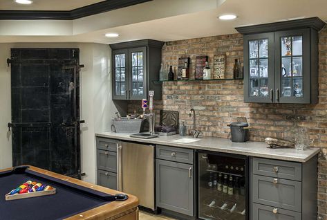 Basement Kitchenette Ideas Kitchenette Ideas, Brick Feature Wall, Basement Kitchenette, Small Kitchenette, Bar Outdoor, Basement Bar Designs, Modern Basement, Game Room Bar, Basement Kitchen