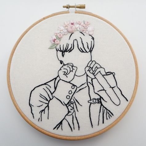 Jungkook Embroidery, Bts Embroidery, Line Embroidery, Embroidered Canvas Art, Bts Logo, Jimin Birthday, Anime Designs, Anime Embroidery, Embroidery Wall Art