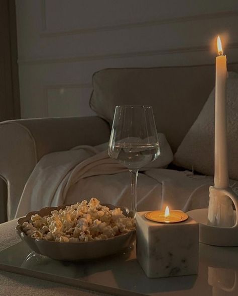 Cozy Candles, Candle Aesthetic, Evening Routine, Night Time Routine, Cozy Aesthetic, Dream Apartment, Night Routine, Autumn Aesthetic, Night Aesthetic