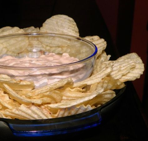 ******************That Pink Chip Dip Recipe - Food.com SOUNDS DELICIOUS!!!!!!!!!!!!!!!!!! Chip Dip Recipe, Dip For Potato Chips, Dip Food, Chip Dip Recipes, Ruffles Potato Chips, Pink Dip, Chips Recipe, Chip Dip, Yummy Dips