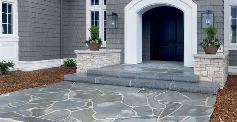 Front door stoop gardening landscaping curb appeal outdoor patio & backyard stone veneers & bluestone paver walkway steps path entrance Buechel Stone Back Door Steps, Bluestone Walkway, Buechel Stone, Stone Veneer Wall, Flagstone Pavers, Stone Landscape, Bluestone Pavers, Lakehouse Ideas, Veneer Stone