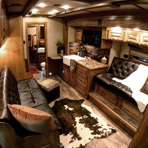 Rustic farmhouse style in custom living quarter horse trailer by Trail Boss Conversions Live In Quarters Horse Trailer, Horse Trailer Living Quarters Decorating, Horse Trailer Decorating Ideas, Horse Trailers Living Quarters, Living Quarters Horse Trailer Ideas, Horse Trailer Decor, Living Quarters Horse Trailer Ideas Diy, Horse Trailer Living Quarters Remodel, Rustic Trailer