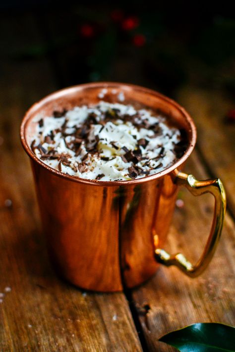 homemade (dark) hot chocolate — the farmer's daughter Oatmeal Granola Bars, Christmas Fare, Winter Beverages, Dark Hot Chocolate, Gastro Bar, Hot Cocoa Recipe, Cocoa Recipes, Winter Treats, Beverage Recipes