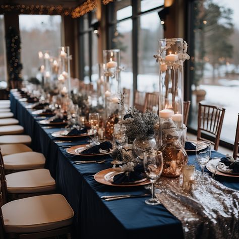 Winter Wedding Colors : 10 Tips And Palettes For Your Big Day Silver Winter Wedding, Wedding Color Schemes Winter, Navy Blue Wedding Theme, Winter Wedding Color Palette, Dark Blue Wedding, Blue Winter Wedding, Young Wedding, Elegant Winter Wedding, Winter Color Palette