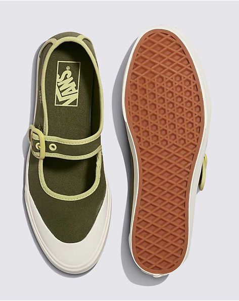 Mary Jane Shoe Vans Shoes Fashion, Vans Aesthetic, Vans Girl, Mary Jane Shoe, Vans Store, Vans Logo, Vans Style, Aesthetic Style, Action Sports