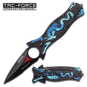 oh beautiful!!!! Pretty Knives, Automatic Knives, Enter The Dragon, Karambit Knife, Laser Cutout, Glass Breaker, Gold Dragon, Folding Pocket Knife, Cool Knives