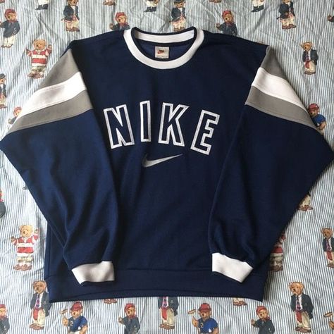 Old Nike, Spiritual Fashion, Vintage Nike Sweatshirt, Goddess Of Victory, Navy Nike, Guys Clothing Styles, Nike Sweatshirt, Nike Sweater, Nike Sweatshirts