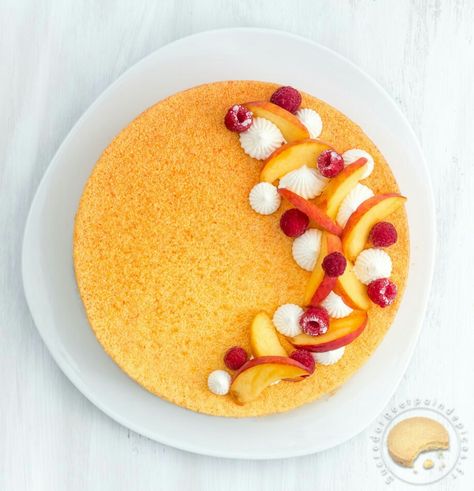 Patisserie Design, Cake Design Inspiration, Dessert Aux Fruits, Crazy Cakes, Fancy Desserts, Sweet Pastries, Tiny Food, French Pastries, Baking And Pastry