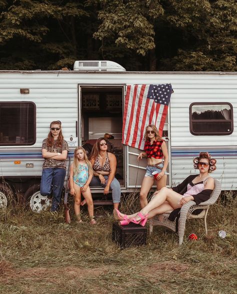 The DEDICATION these ladies had for this session... they’re going to be hard to top. ‘Merica Thank you Nate for letting us use your camper! #redneckphotoshoot #vtphotographer #whitetrashphotoshoot Camper Photoshoot, Park Shoot, Fall Couple Photos, Fall Couple, Trailer Park, Camper Trailers, Trailer, Couple Photos, Thank You