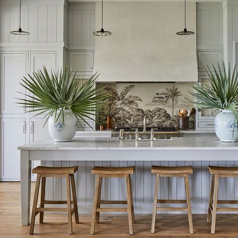 Southern Living Idea House, Kitchen Beautiful, Cape Cod Style, Southern Living Homes, Southern Homes, Brick Flooring, Style Makeover, Coastal Kitchen, Kitchen Islands