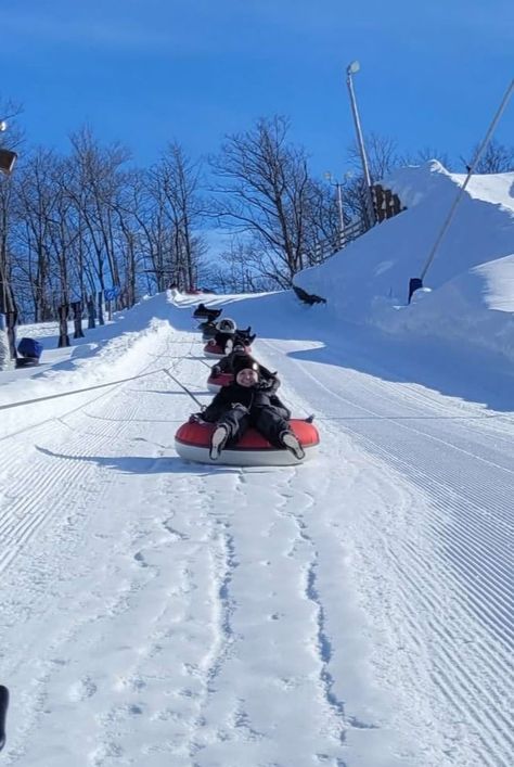 Things To Do On A Snow Day, Things To Do In The Snow, Lillian Core, Vermont Trip, Snow Sledding, Seasonal Aesthetic, Canada Snow, Snow Outside, Snow Fort