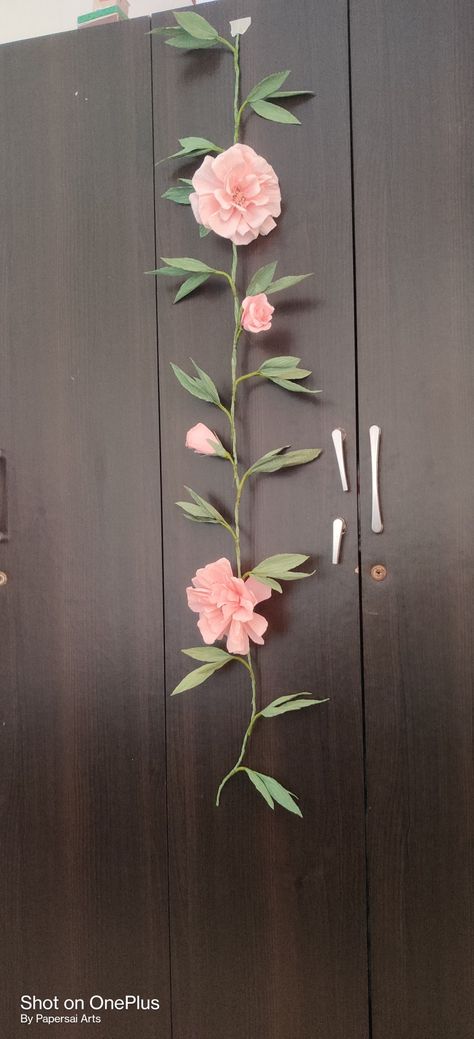 Crepe paper rose flowers vine, climber @PaperSai Art's Crepe Paper Vines, Paper Vines Diy, Paper Vines, Crepe Paper Rose, Crepe Paper Roses, All Crafts, Rose Vines, Eid Gift, Dorm Ideas