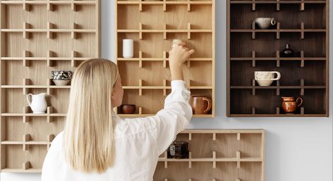 Sætter Copenhagen - the original cup shelf. Japandi Shelves, Cup Shelf, Mug Display, 카페 인테리어 디자인, Danish Furniture, High Quality Furniture, Elle Decor, Pop Up Shop, 인테리어 디자인