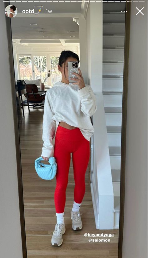 Red Leggings Outfit, Leggings Outfit Workout, Coastal Connecticut, 40k Followers, Luxury Lifestyle Fashion, Cute Gym Outfits, Gym Fits, Leggings Outfit, Red Leggings