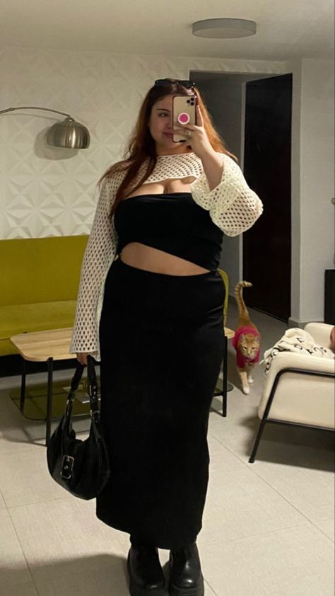 Mid Size Clubbing Outfits, Plus Size Aesthetic Outfits Edgy, Acubi Plus Size, Acubi Fashion Plus Size, Curvy Club Outfits, Club Outfit Plus Size, Plus Size Black Outfits, Plus Size Clubbing Outfits, Clubbing Outfits Plus Size